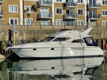 1995 Princess 360