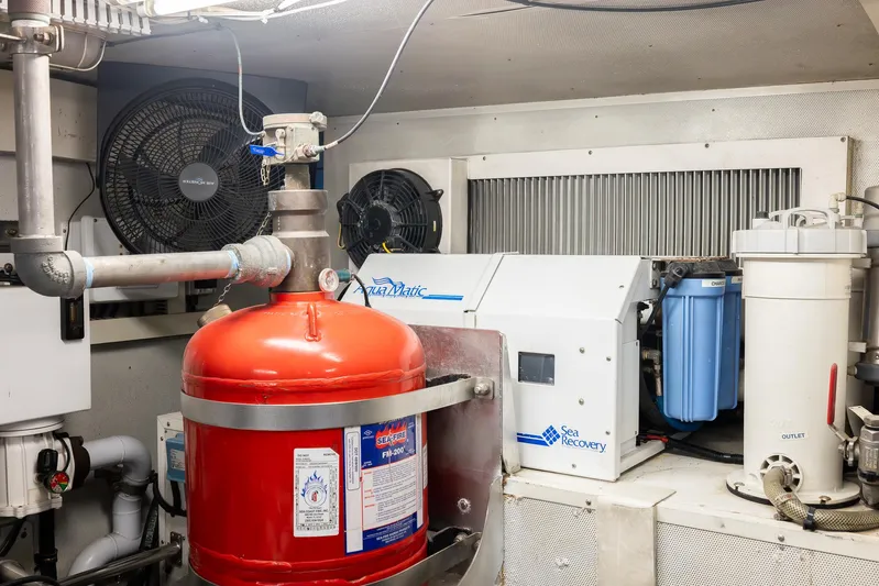 Ocean 1 Yacht Photos Pics 