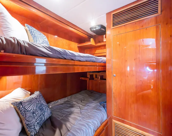 Ocean 1 Yacht Photos Pics Luxurious wooden bunk beds in 2008 Hargrave Sky Lounge yacht cabin.