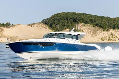 Tiara Yachts 43 LE