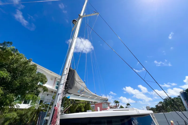 Ke'ala Yacht Photos Pics Sailboat mast of Balance 482 against clear blue sky, 2021 model.