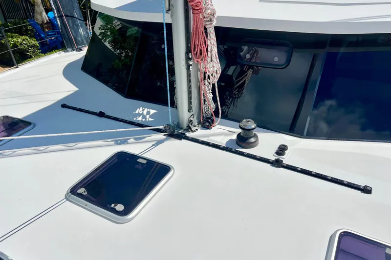 Ke'ala Yacht Photos Pics Sailboat deck of 2021 Balance 482, featuring winch and rigging details.