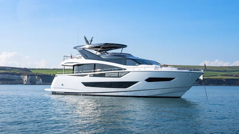  Yacht Photos Pics Manufacturer Provided Image