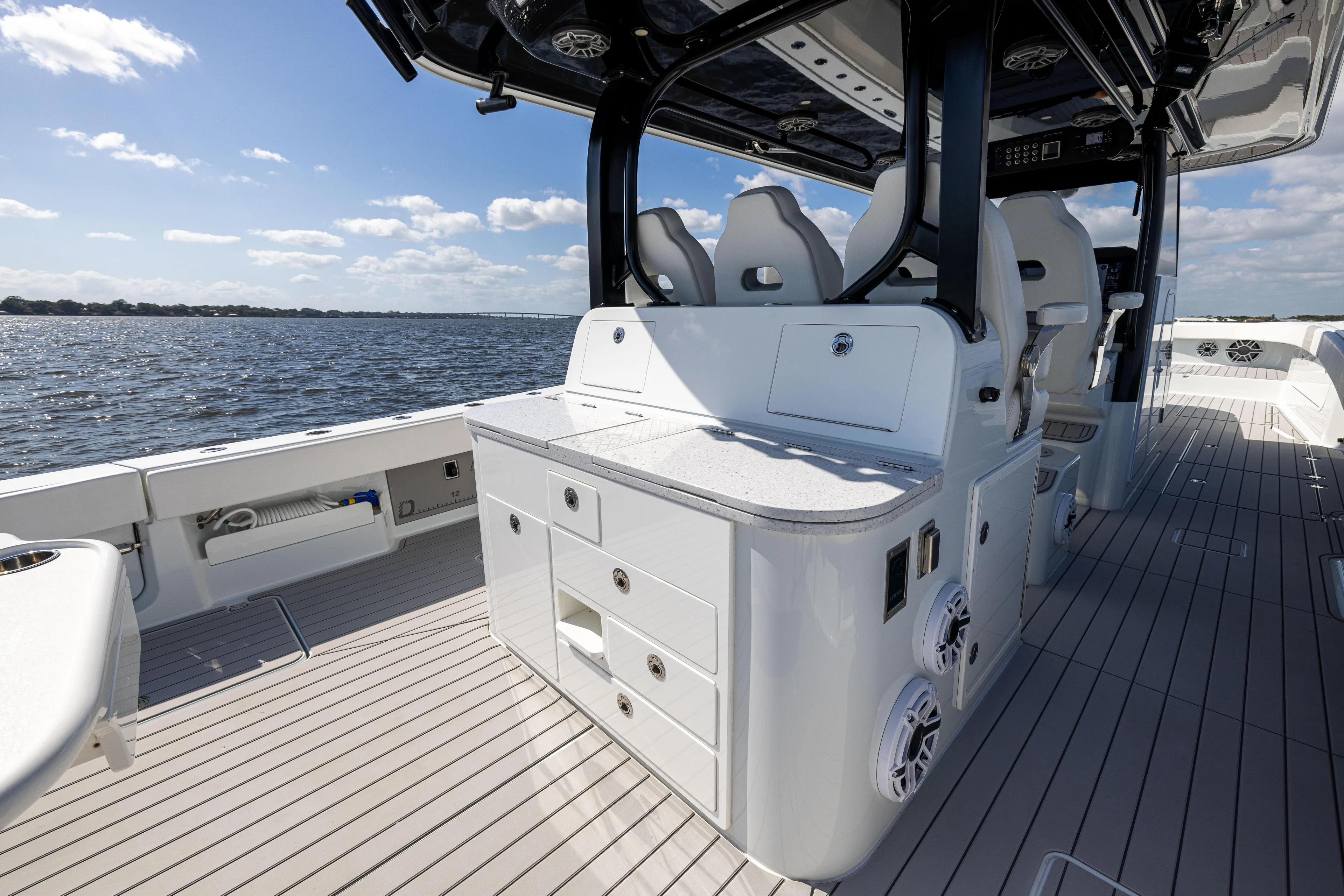 47 Freeman 2022 Yacht Photos Pics Freeman 47 2022 - Exterior Cockpit