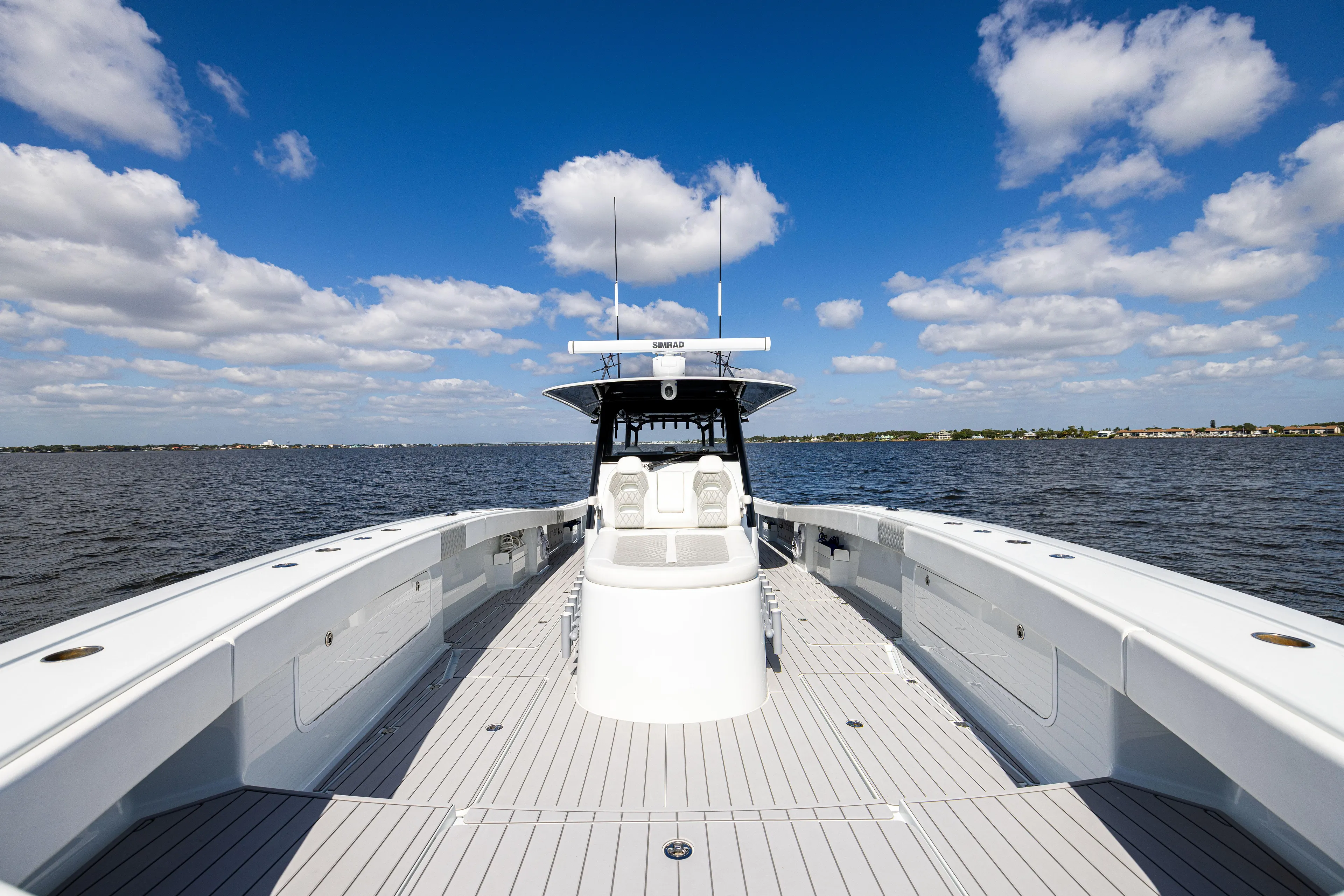 47 Freeman 2022 Yacht Photos Pics Freeman 47 2022 - Exterior Bow