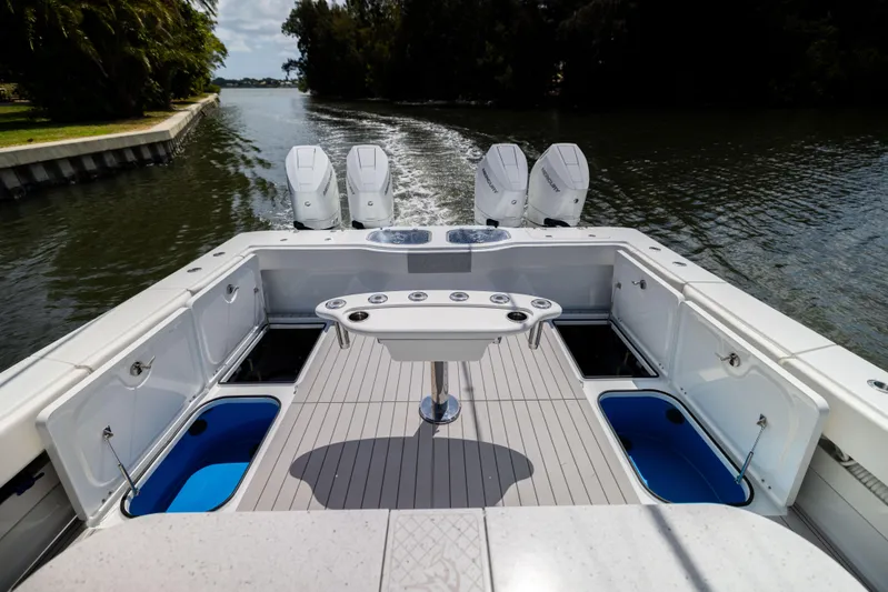 47 Freeman 2022 Yacht Photos Pics Freeman 47 2022 - Exterior Cockpit