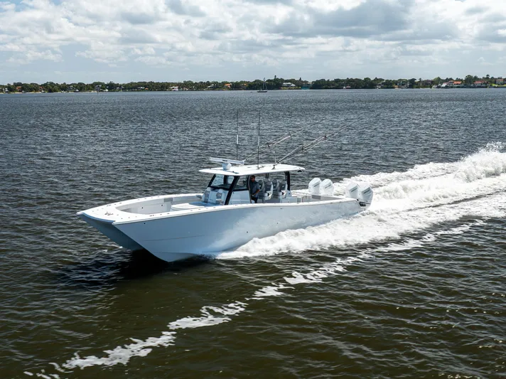 47 Freeman 2022 Yacht Photos Pics Freeman 47 2022 - Exterior Profile