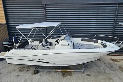 Jeanneau Cap Camarat 7.5 CC SÉRIE 2