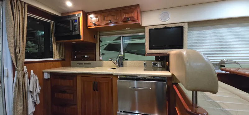 Mano 1 Yacht Photos Pics 