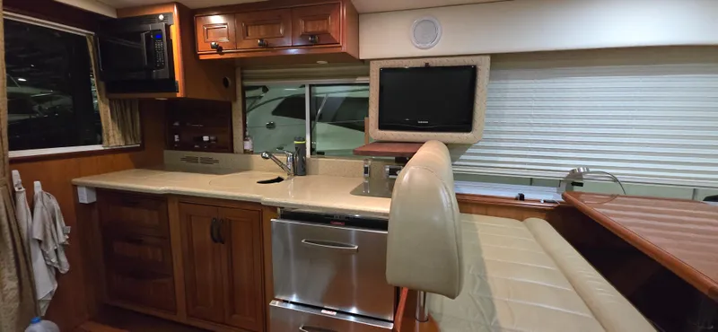 Mano 1 Yacht Photos Pics 