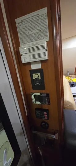 Mano 1 Yacht Photos Pics 