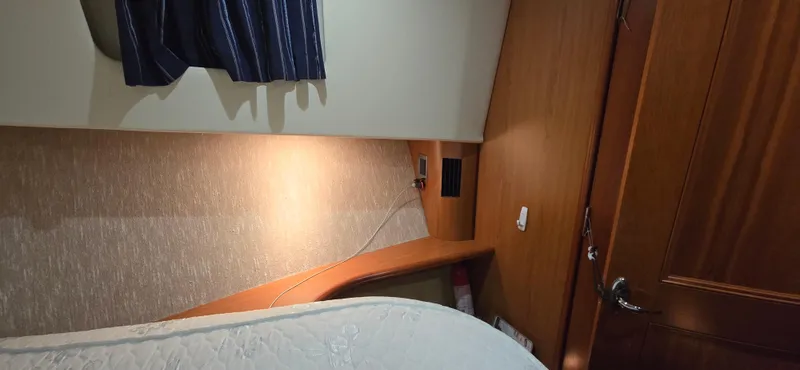 Mano 1 Yacht Photos Pics 