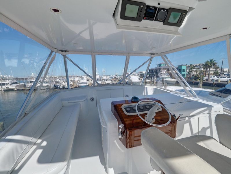 2004 Hatteras 54 Convertible