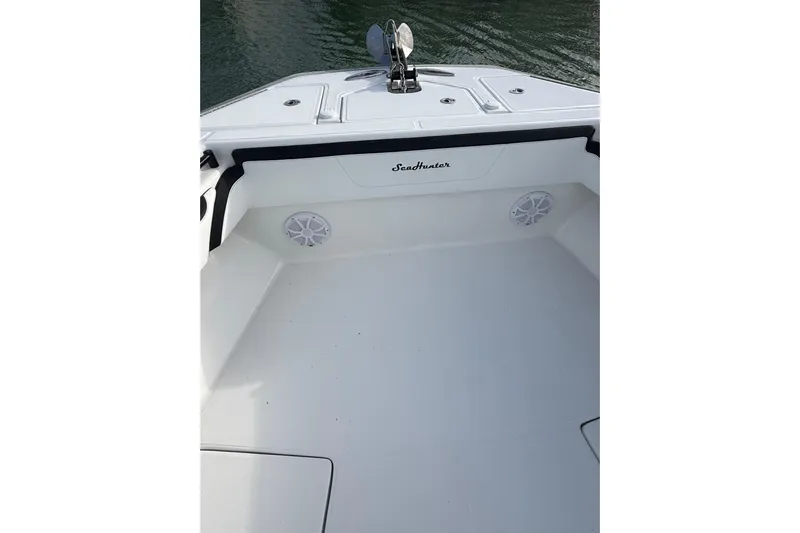  Yacht Photos Pics 2020 SeaHunter 41 CTS boat deck with speakers and sleek design.