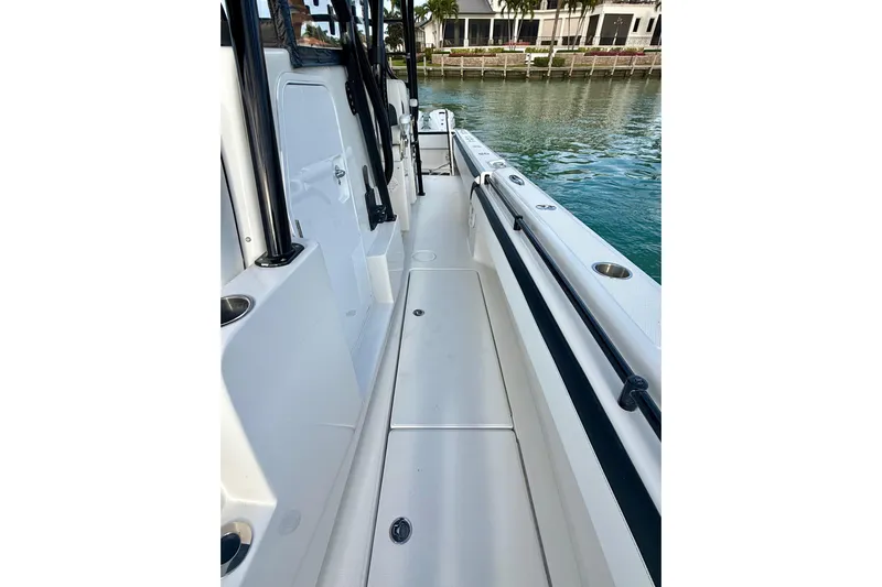  Yacht Photos Pics 2020 SeaHunter 41 CTS boat deck with sleek design and waterfront view.