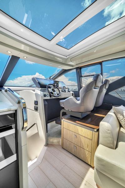 2019 Azimut 60