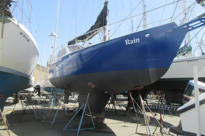Bruce Roberts Pilothouse sloop