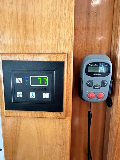 Magnolia Yacht Photos Pics 