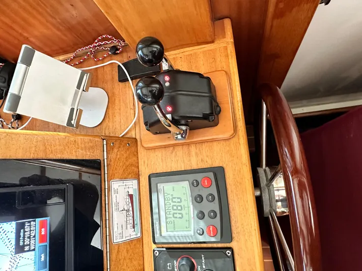 Magnolia Yacht Photos Pics 