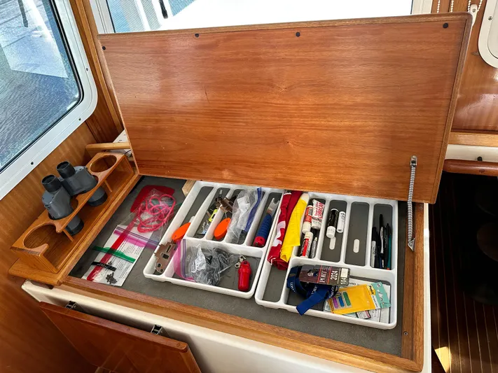 Magnolia Yacht Photos Pics 