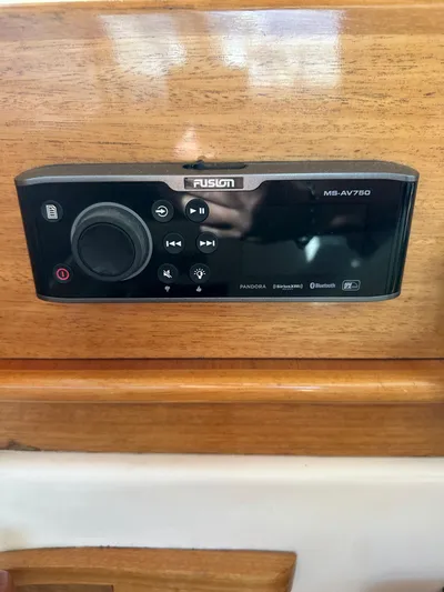 Magnolia Yacht Photos Pics 