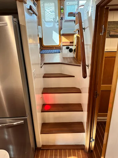 Magnolia Yacht Photos Pics 