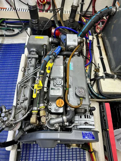 Magnolia Yacht Photos Pics 