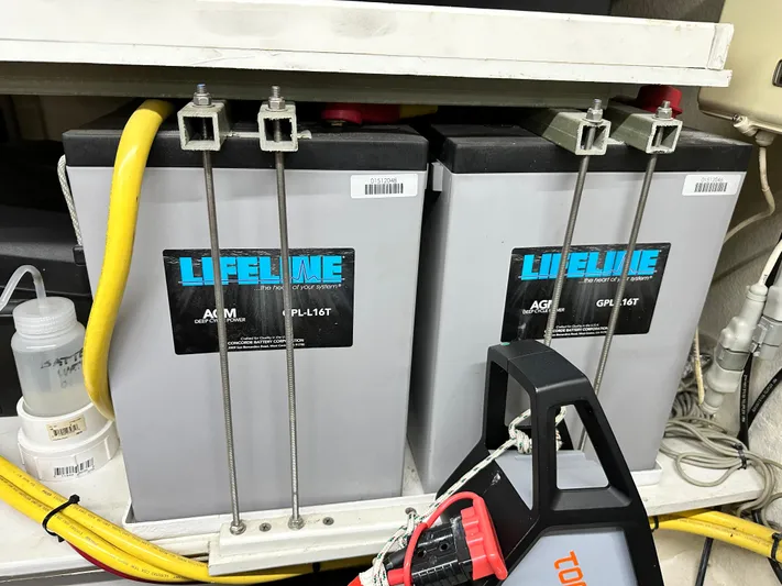 Magnolia Yacht Photos Pics 