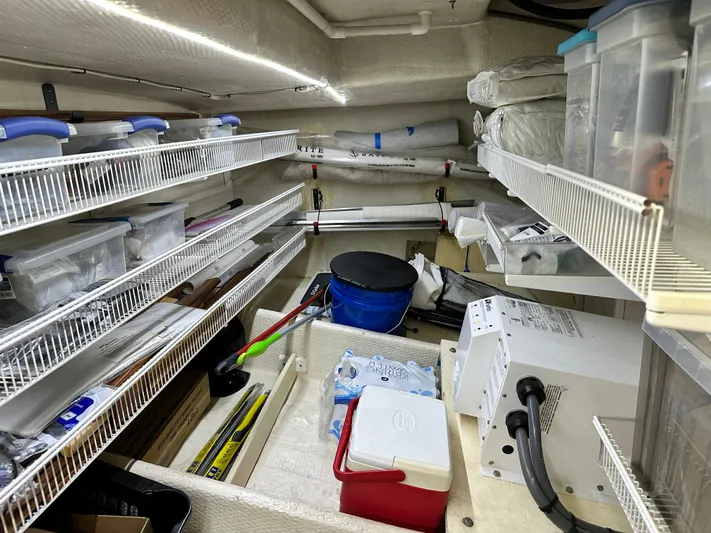 Magnolia Yacht Photos Pics 