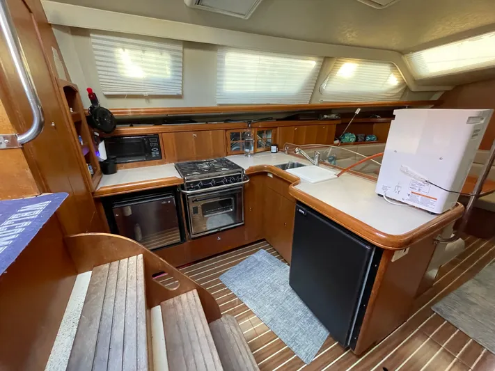 Throwed Off Yacht Photos Pics 