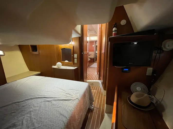 Throwed Off Yacht Photos Pics 