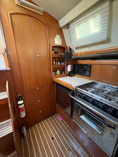 Throwed Off Yacht Photos Pics 