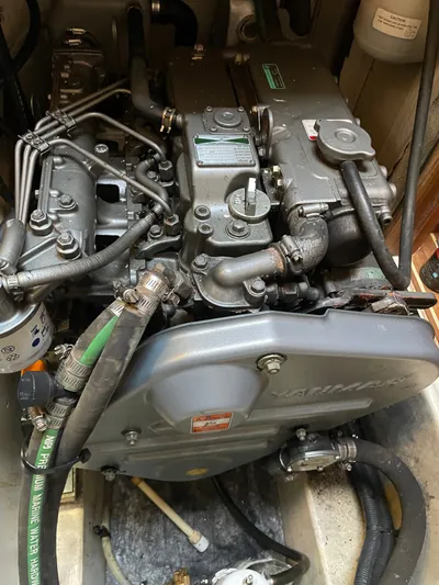 Throwed Off Yacht Photos Pics 