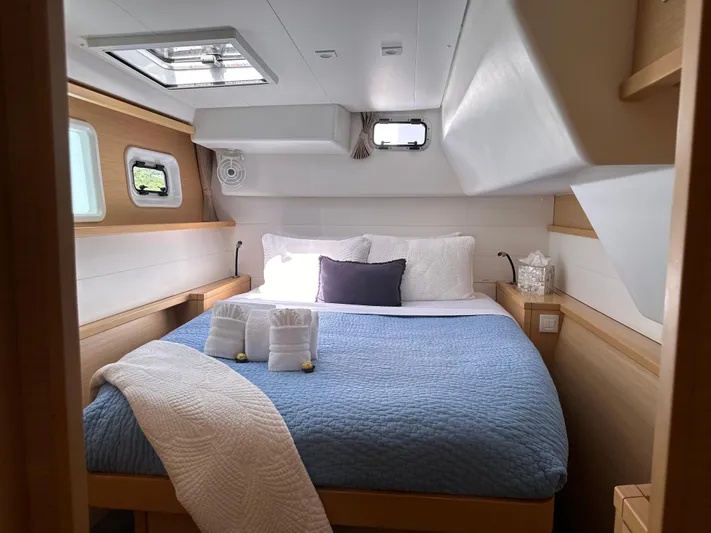 Flotation Therapy Yacht Photos Pics Starboard Aft