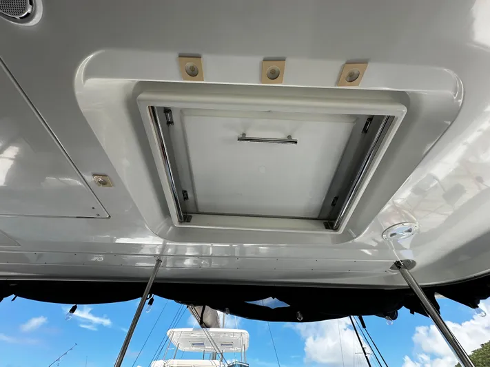 Flotation Therapy Yacht Photos Pics Aft Roof Ventilation