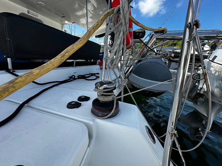 Flotation Therapy Yacht Photos Pics Power Winch for Dinghy Davits