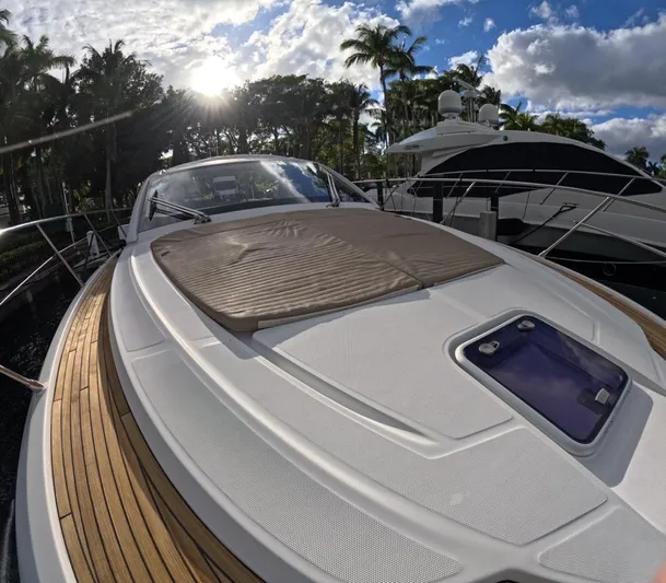 2016 Atlantis 43 Sport @ Florida Yacht Photos Pics 