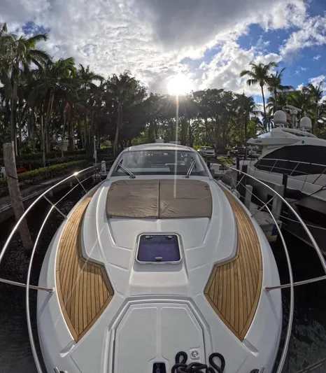 2016 Atlantis 43 Sport @ Florida Yacht Photos Pics 