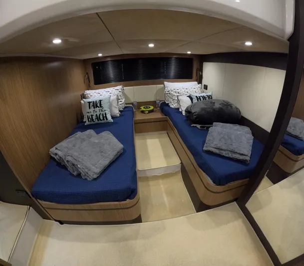 2016 Atlantis 43 Sport @ Florida Yacht Photos Pics 