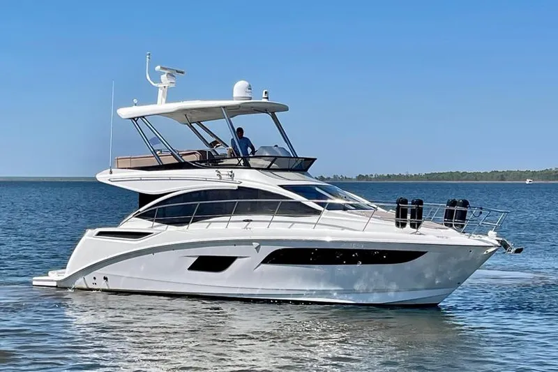 Galati Yacht Sales Trade Yacht Photos Pics 2017 Sea Ray 400 Fly -GYS TRADE- STBD Profile
