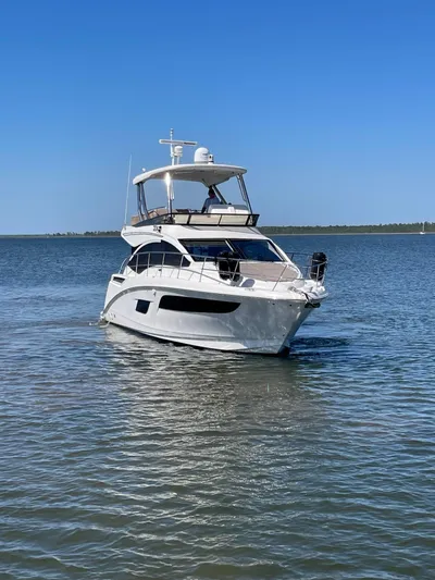 Galati Yacht Sales Trade Yacht Photos Pics 2017 Sea Ray 400 Fly -GYS TRADE-  Bow 1