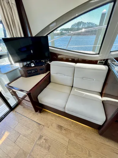 Galati Yacht Sales Trade Yacht Photos Pics 2017 Sea Ray 400 Fly -GYS TRADE- Salon 2