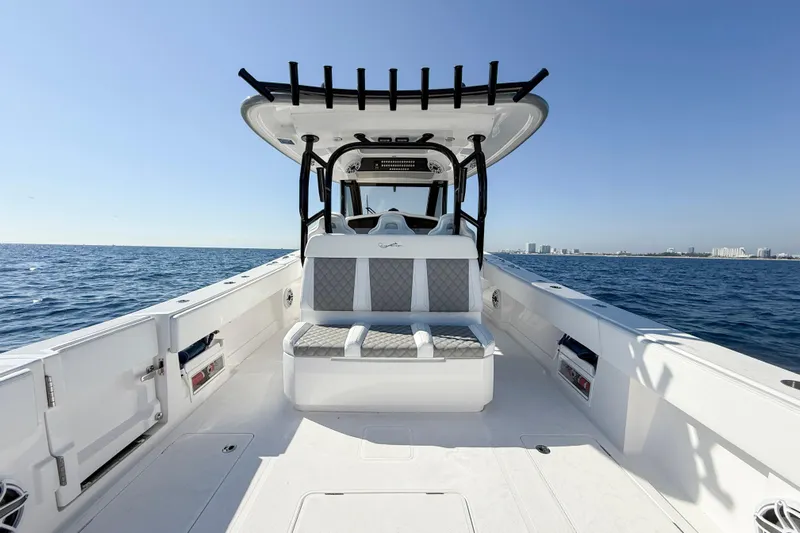  Yacht Photos Pics 2026 Blackwater 41 Sportfish boat on open water, featuring sleek design and spacious seating.