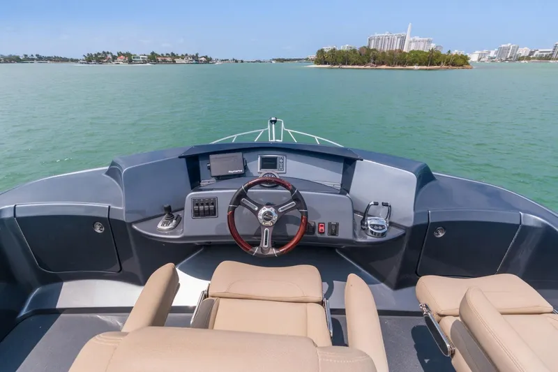  Yacht Photos Pics 2019 Silverton 41 Sport Bridge boat helm with ocean view