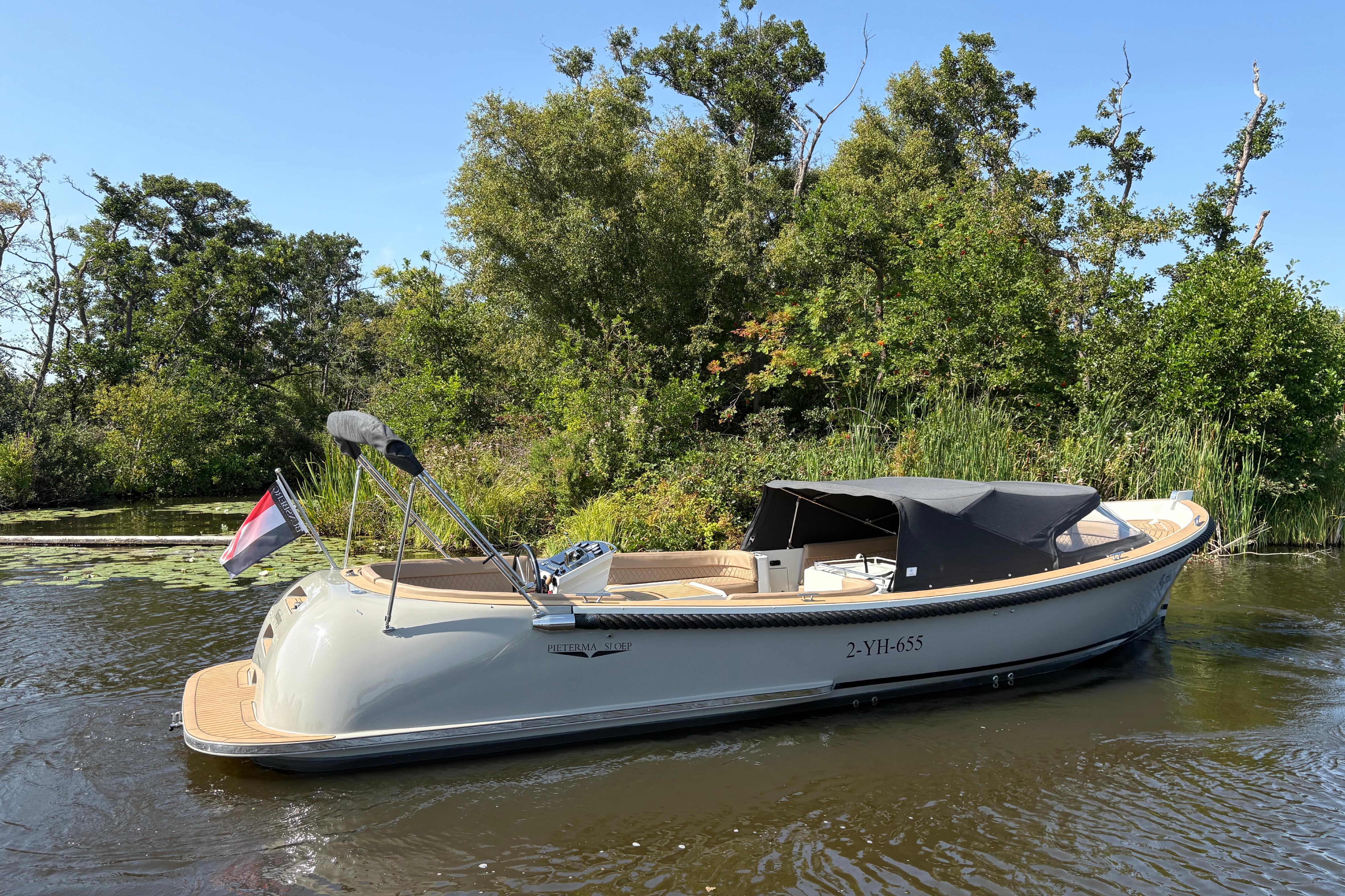 2023 Pieterman 860 Tender