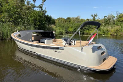 2023 Pieterman 860 Tender