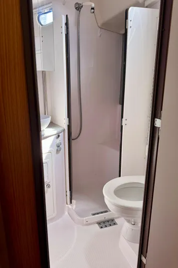 Amelie Yacht Photos Pics Master Head and Shower Stall