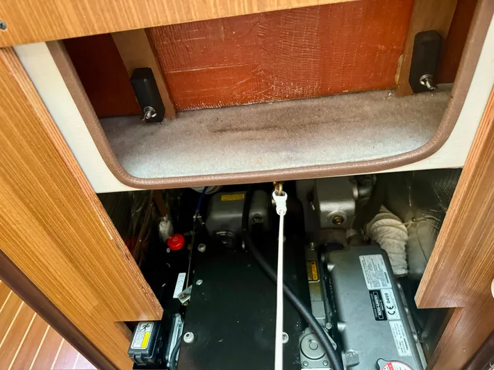 Amelie Yacht Photos Pics Secret Cubby