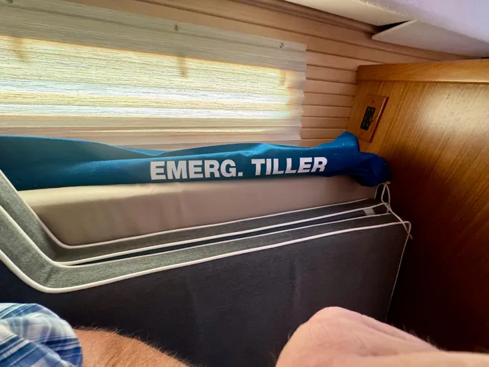 Amelie Yacht Photos Pics Emergency Tiller
