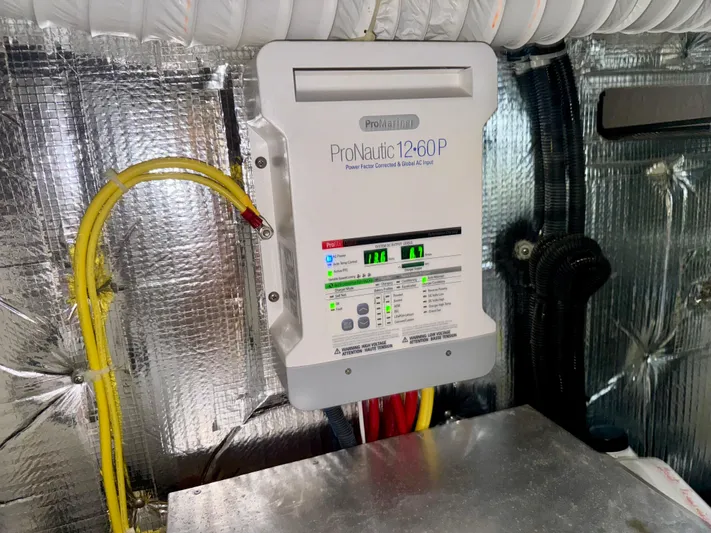 Amelie Yacht Photos Pics Battery Charger